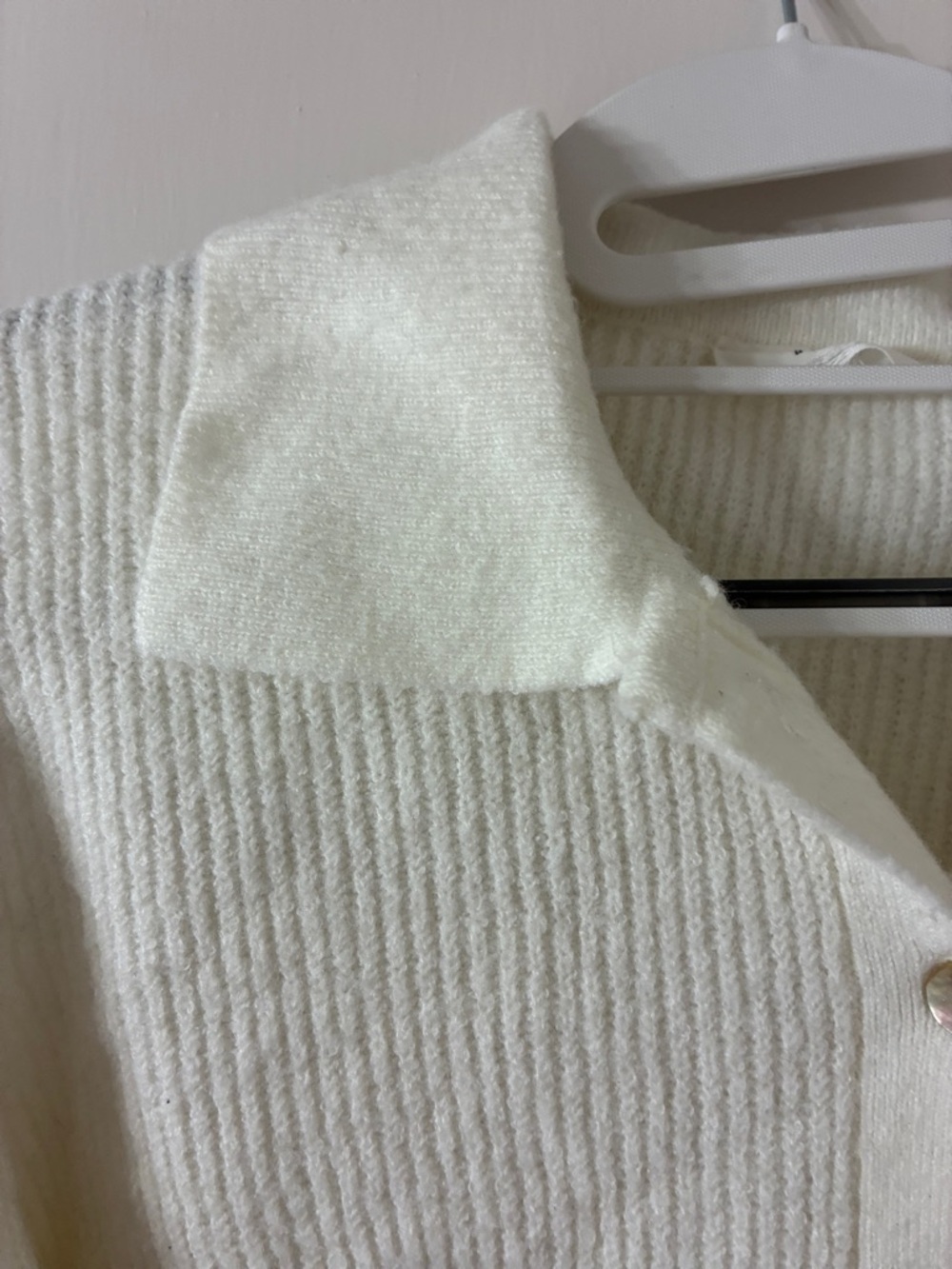 Cream Button-Front Ribbed Collared Shirt - Picture 3 of 6